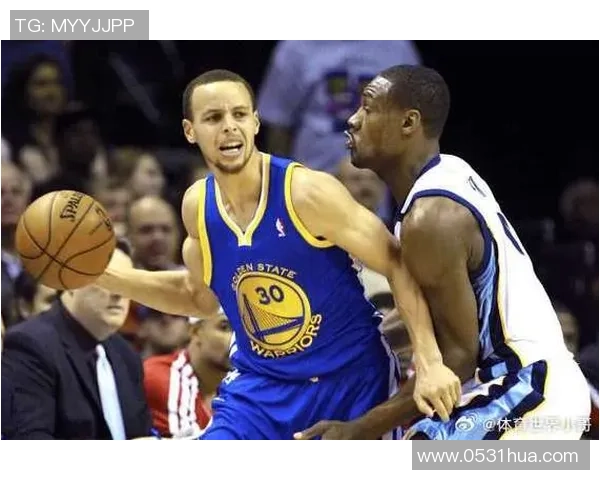 库里与足球明星的偶遇瞬间引发的跨界友谊故事 库里与足球明星的偶遇瞬间引发的跨界友谊故事