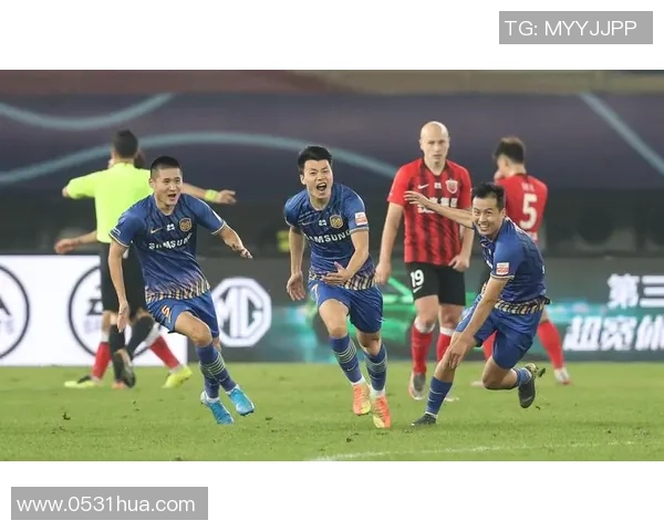 重庆足球队灵活应变的战术探索与发展之路 重庆足球队灵活应变的战术探索与发展之路